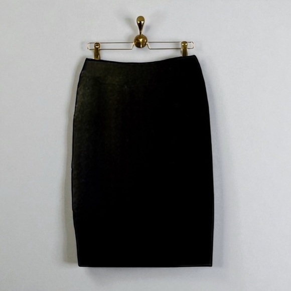 Chanel Boutique Luxury Vintage  Black Wool Tweed Jacket Skirt Suit Set - Picture 4 of 13